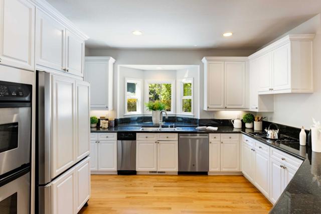 850 Arroyo Court, Palo Alto CA: https://media.crmls.org/mediaz/bc7f7202-74ca-4695-84dc-1e111ff9c5b3.jpg