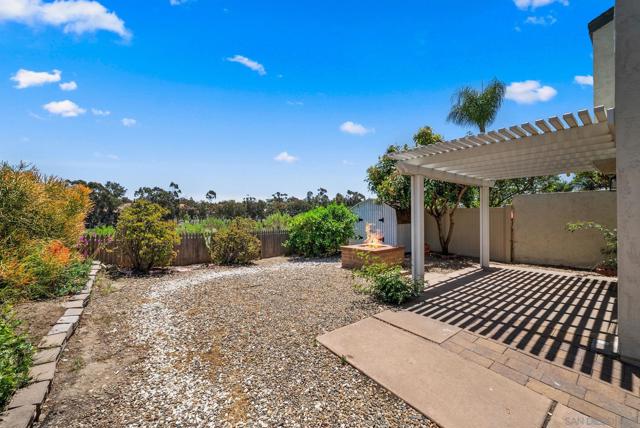 5751 Menorca Dr, San Diego CA: https://media.crmls.org/mediaz/bc7faf6e-ae1b-4e74-a93b-52ffa3a7674c.jpg