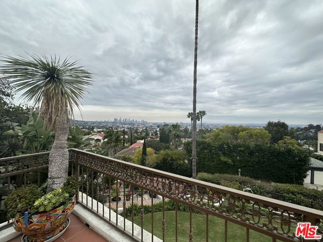 2324 Catalina Street, Los Angeles, California 90027, 4 Bedrooms Bedrooms, ,2 BathroomsBathrooms,Single Family Residence,For Sale,Catalina,23341235