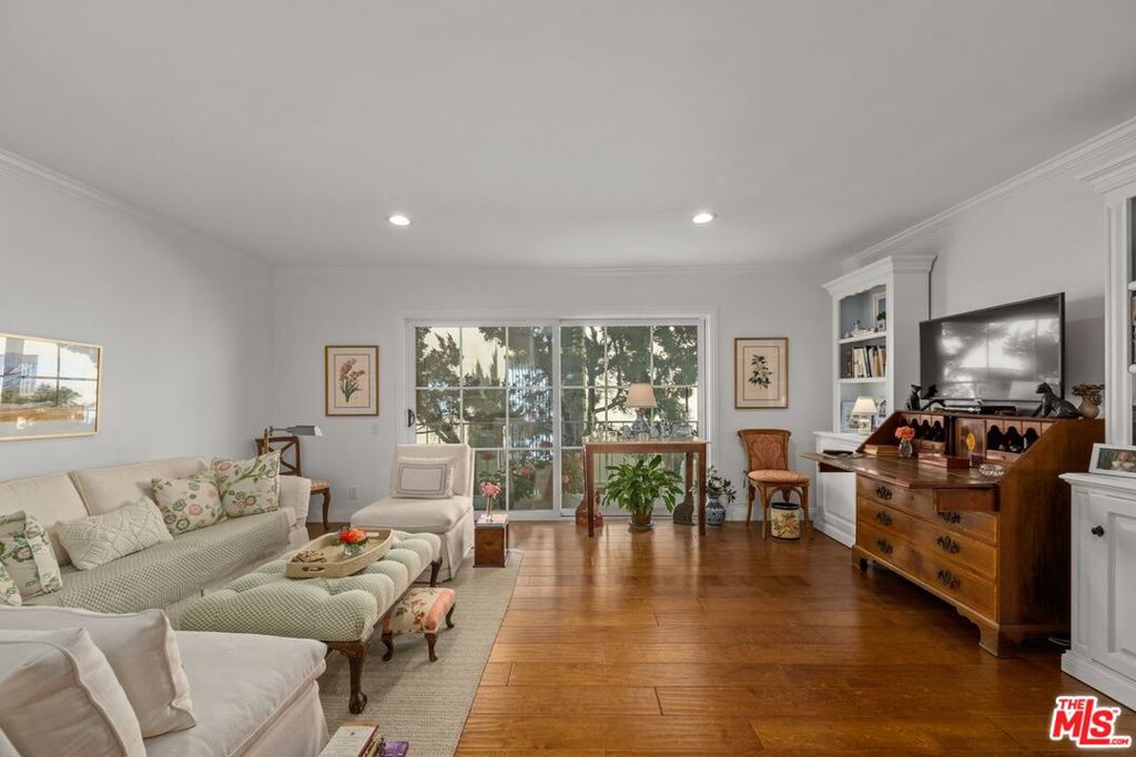 14414 Addison Street 23, Sherman Oaks, CA 91423