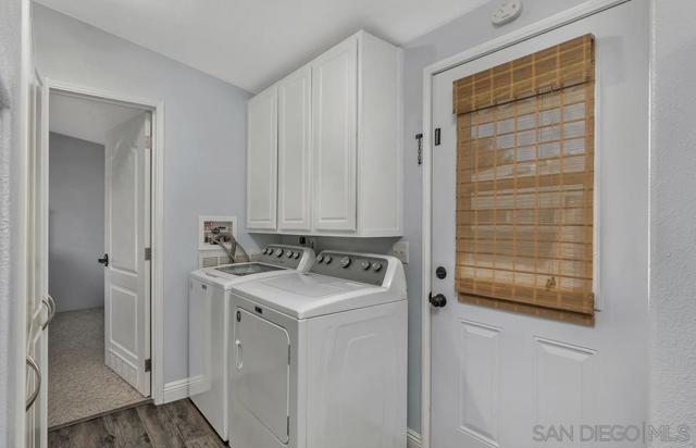 3909 Reche Rd, Fallbrook CA: https://media.crmls.org/mediaz/bc802c65-d6b7-406f-a8fe-fed953461ac2.jpg
