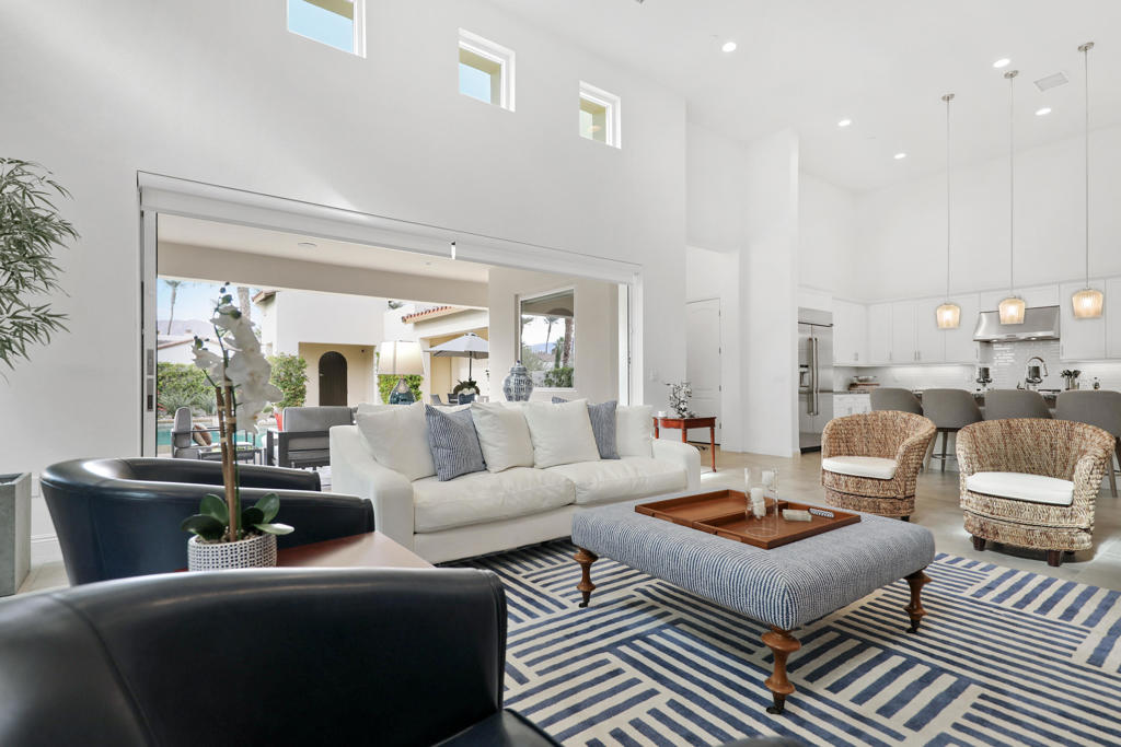 MLS #219127294DA img 2