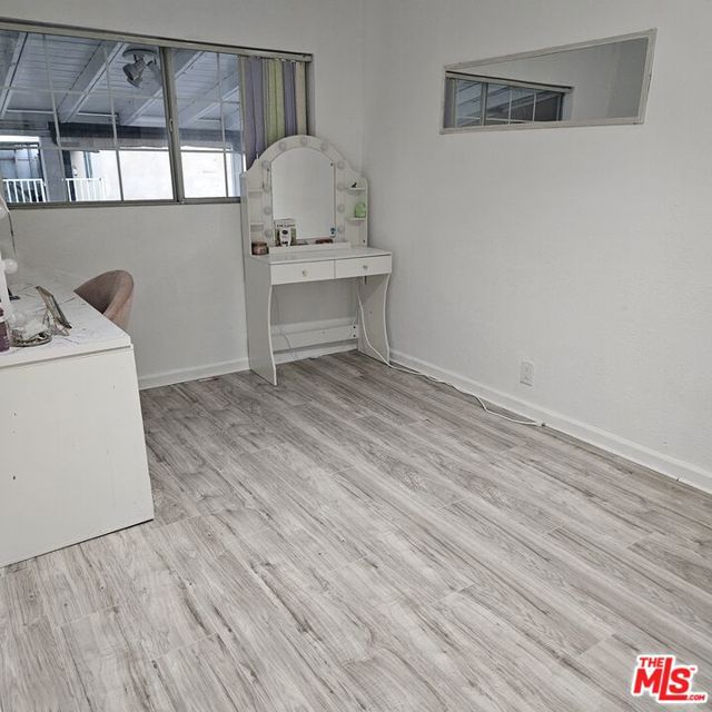 6230 Peach Avenue, Van Nuys CA: https://media.crmls.org/mediaz/bc8192f3-49b5-41c0-a1ac-31bb43ff91de.jpg