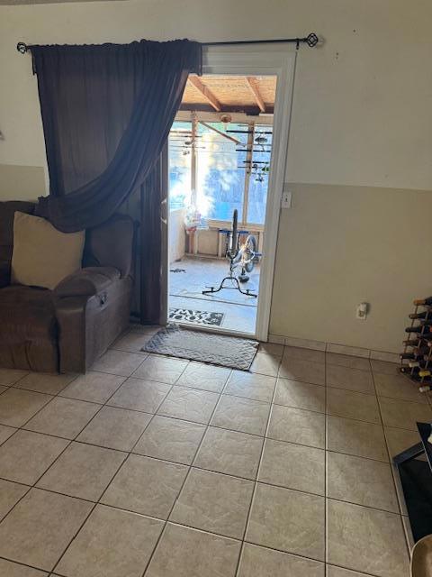1102 Pinnacles Avenue, Greenfield CA: https://media.crmls.org/mediaz/bc8292f1-1719-4fd3-a792-0033d75b705d.jpg