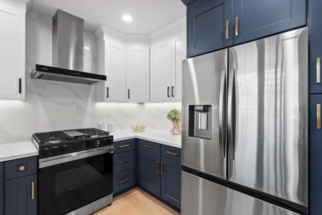 560 El Camino Real, San Carlos CA: https://media.crmls.org/mediaz/bc841028-b4c0-4d1f-ad35-79eabbfbe638.jpg
