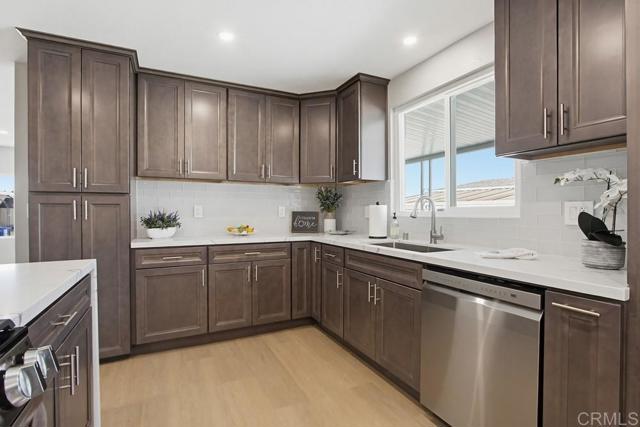 Detail Gallery Image 13 of 49 For 7320 San Bartolo St #217,  Carlsbad,  CA 92011 - 2 Beds | 2 Baths