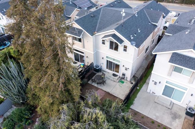 15691 Liberty Street, San Leandro CA: https://media.crmls.org/mediaz/bc8475db-77a6-4744-9941-646ef00ecffe.jpg