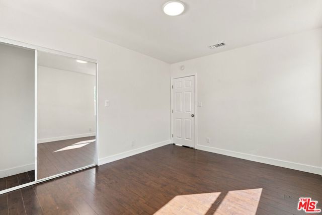 10551 Blucher Avenue photo 23