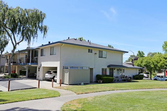 244 Gomes Court, Campbell CA: https://media.crmls.org/mediaz/bc85d83f-8e37-45a6-a486-6fad430cc667.jpg