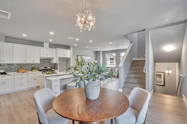 24753 O'neil Avenue, Hayward CA: https://media.crmls.org/mediaz/bc86eb2b-9d98-4196-8b8a-28002b7c2fe7.jpg