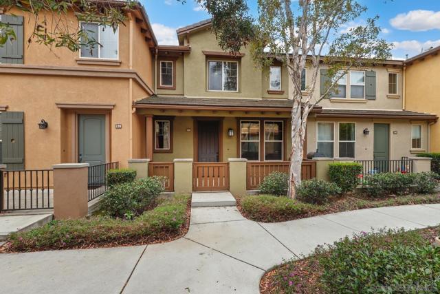 10653 Golden Willow, San Diego CA: https://media.crmls.org/mediaz/bc87eeec-6d64-4508-8013-20c2177ba071.jpg