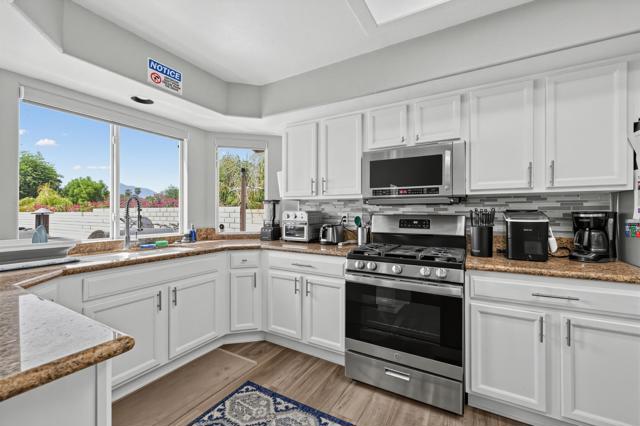 44795 Cabrillo Avenue, Palm Desert, CA 92260