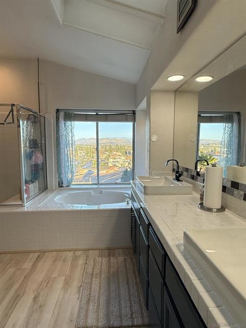 1676 W 11th Ave, Escondido CA: https://media.crmls.org/mediaz/bc892ae3-923e-4881-a961-11e599ea18a1.jpg