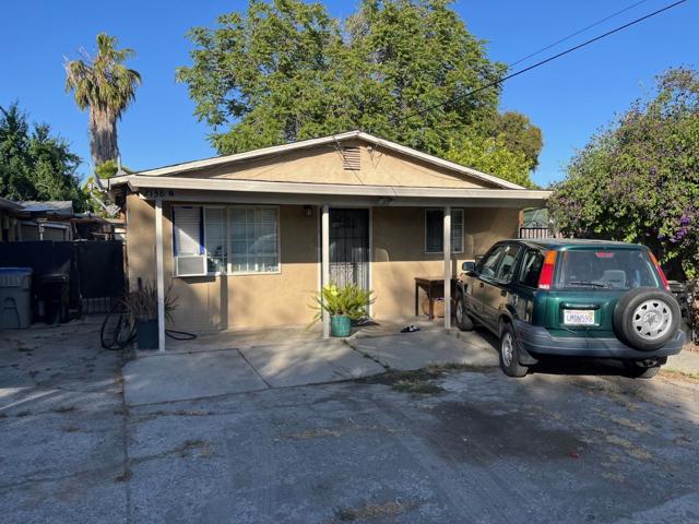 2138 E San Antonio Street, San Jose CA: https://media.crmls.org/mediaz/bc8954f0-3b36-4cce-b52d-42e1cc03893b.jpg