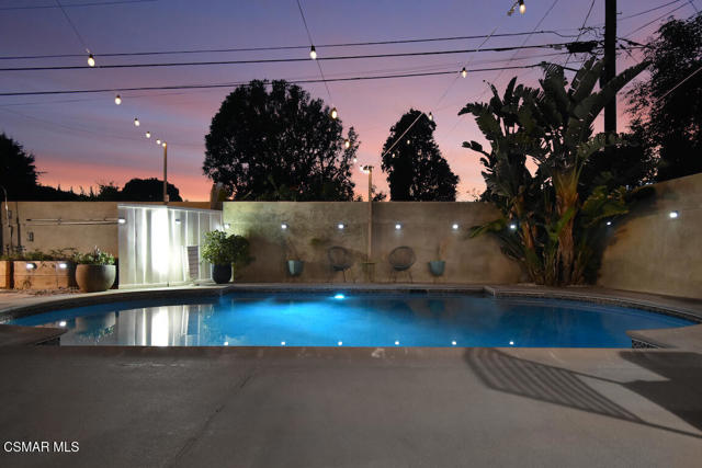 7761 Balcom Avenue, Reseda CA: https://media.crmls.org/mediaz/bc8ad959-4f11-4447-8a8e-4989256b25c3.jpg