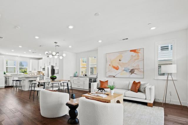 110 Hacienda Lane, Mountain View CA: https://media.crmls.org/mediaz/bc8af921-78f8-4967-a353-2917edb1386c.jpg