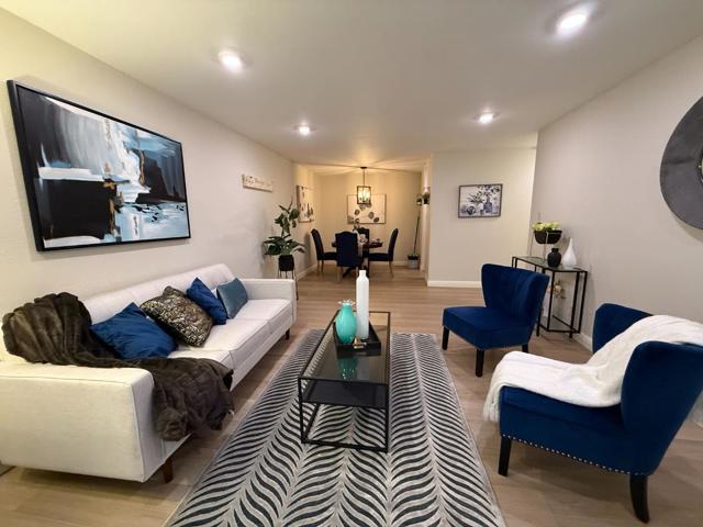 8112 Shelter Creek Lane, San Bruno CA: https://media.crmls.org/mediaz/bc8bbe65-18e1-423c-9d20-590e87215dc9.jpg
