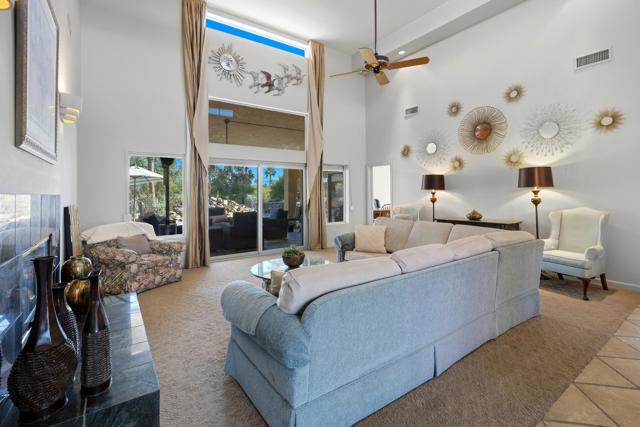 112 Chelsea Circle, Palm Desert, CA 92260