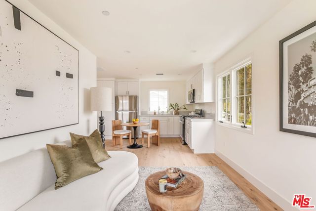 2455 23rd Street, Santa Monica CA: https://media.crmls.org/mediaz/bc8cb3d3-5b16-460b-ae15-0004aaa5181f.jpg