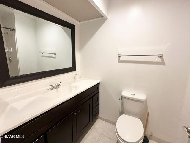 2410 Bolker Drive, Port Hueneme CA: https://media.crmls.org/mediaz/bc8cca67-3579-4658-aa9b-75b9b22d8048.jpg