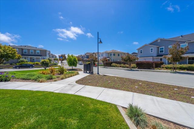 2727 Sea Glass Avenue, Marina CA: https://media.crmls.org/mediaz/bc8dbad9-77ea-4dcc-a5f3-332f1a0c7548.jpg