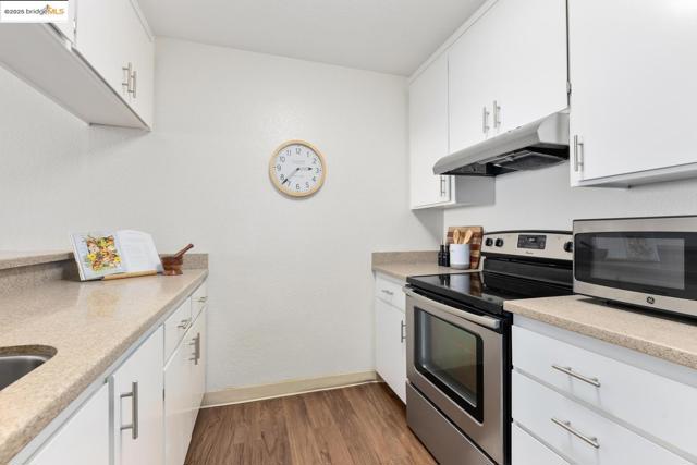 1391 Monument BLVD, Concord CA: https://media.crmls.org/mediaz/bc9129bf-7848-48d5-864c-0445cc47f7ba.jpg