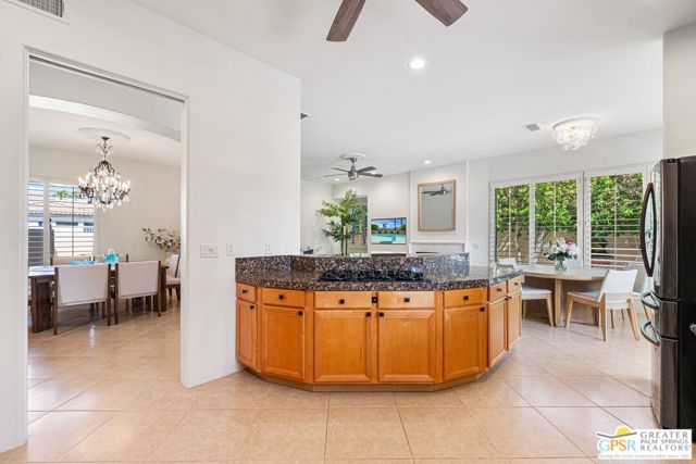 2 Via Elegante, Rancho Mirage, CA 92270