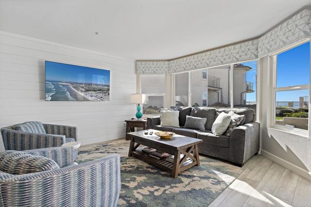 Detail Gallery Image 5 of 25 For 600 N the Strand #25,  Oceanside,  CA 92054 - 2 Beds | 2 Baths