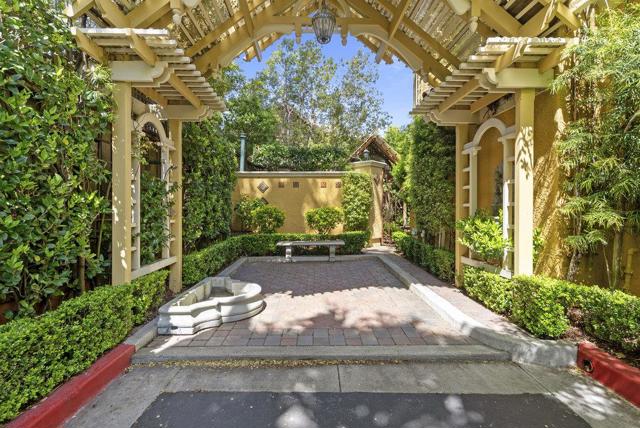 233 Villa Mar Vista, Santa Cruz CA: https://media.crmls.org/mediaz/bc926cd7-cbb3-4812-b617-5274705bd7f1.jpg