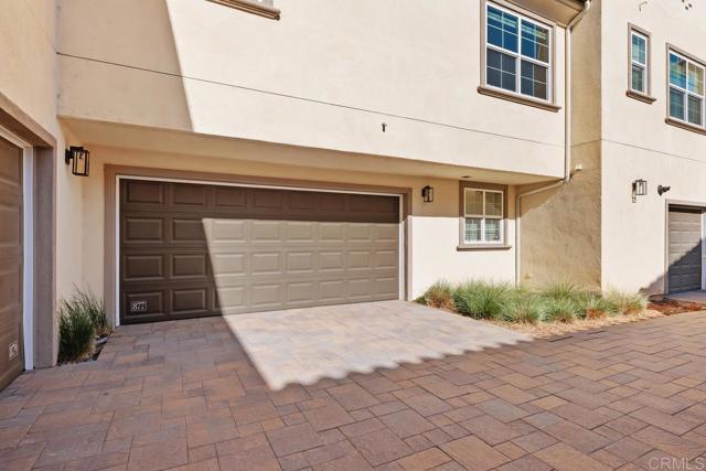 Image 34 of 36 For 877 Blackstone Drive