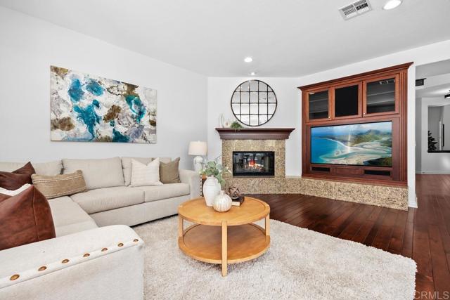 Detail Gallery Image 16 of 59 For 6777 Lonicera, Carlsbad,  CA 92011 - 5 Beds | 4/1 Baths