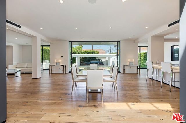 6115 W 6th Street, Los Angeles CA: https://media.crmls.org/mediaz/bc93f35e-3582-428f-8c23-33712c1496ed.jpg