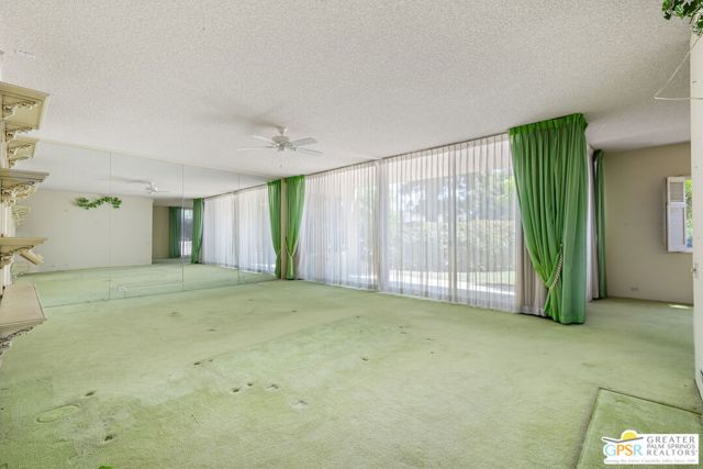 493 Desert Lakes Drive, Palm Springs CA: https://media.crmls.org/mediaz/bc93fd04-b1d2-44ff-aacf-23909c3189c4.jpg
