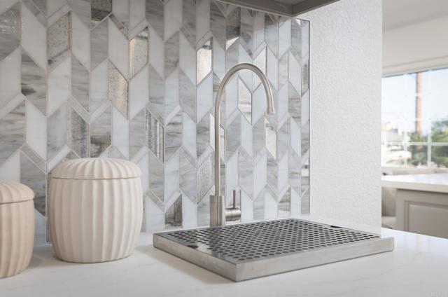 Detail Gallery Image 14 of 37 For 1674 Evergreen St, Point Loma,  CA 92106 - 3 Beds | 2 Baths