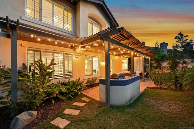 3140 Willow Creek Pl, Escondido CA: https://media.crmls.org/mediaz/bc961496-2c91-4676-b0bf-fa84167eec46.jpg