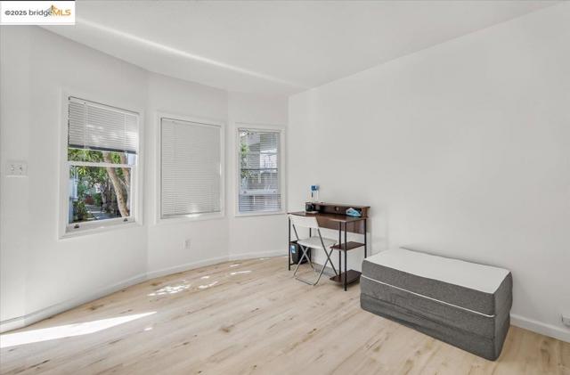 1827 Berkeley Way, Berkeley CA: https://media.crmls.org/mediaz/bc96340f-755d-4103-9cff-65f6d77b43db.jpg