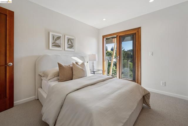 Image 28 of 44 For 5 Abbott Way