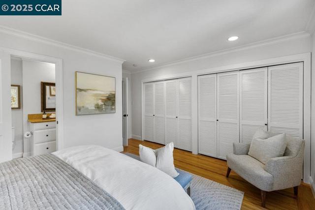 5 Kayser Ct, Walnut Creek CA: https://media.crmls.org/mediaz/bc96d4d2-99a4-498a-9d86-fb1b3657fe1a.jpg