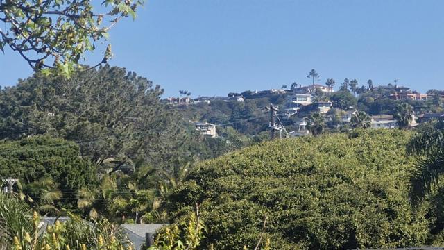 5370 La Jolla Blvd, La Jolla CA: https://media.crmls.org/mediaz/bc96f8e7-1602-4483-bb7b-5902c950ad74.jpg