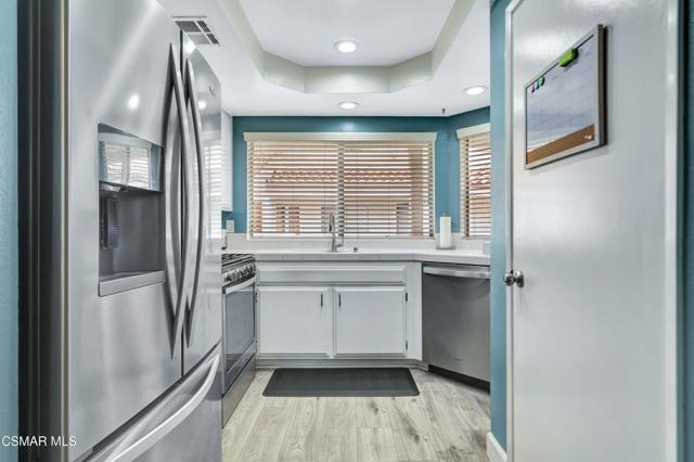 3318 Darby Street, Simi Valley CA: https://media.crmls.org/mediaz/bc975142-4a96-481f-8e3a-eac338d4cccd.jpg