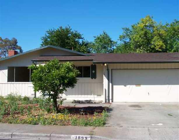 1899 Queens Road, Concord CA: https://media.crmls.org/mediaz/bc9774a8-6776-46f8-aecf-cd5a47927c64.jpg