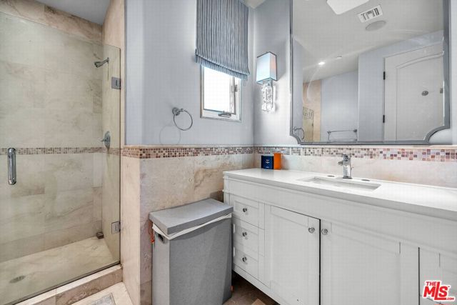 3110 Benedict Canyon Drive, Beverly Hills CA: https://media.crmls.org/mediaz/bc98055d-47f4-464f-8f7a-dc22e3631ce3.jpg