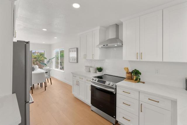 569 Blairburry Way, San Jose CA: https://media.crmls.org/mediaz/bc98ef21-9516-46c3-9421-584af4229ced.jpg