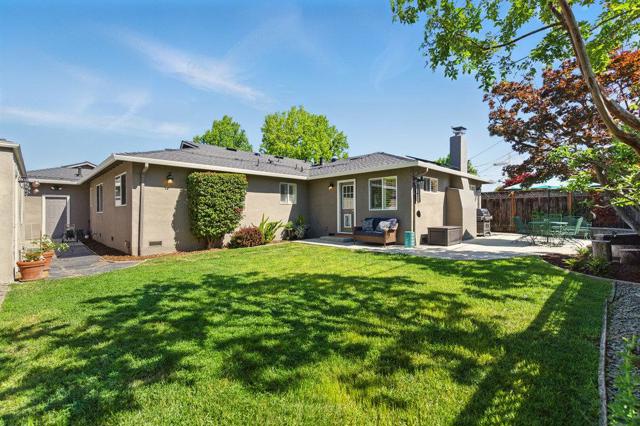 843 S Genevieve Lane, San Jose CA: https://media.crmls.org/mediaz/bc99866c-101b-44af-9433-2cf9a9bee087.jpg