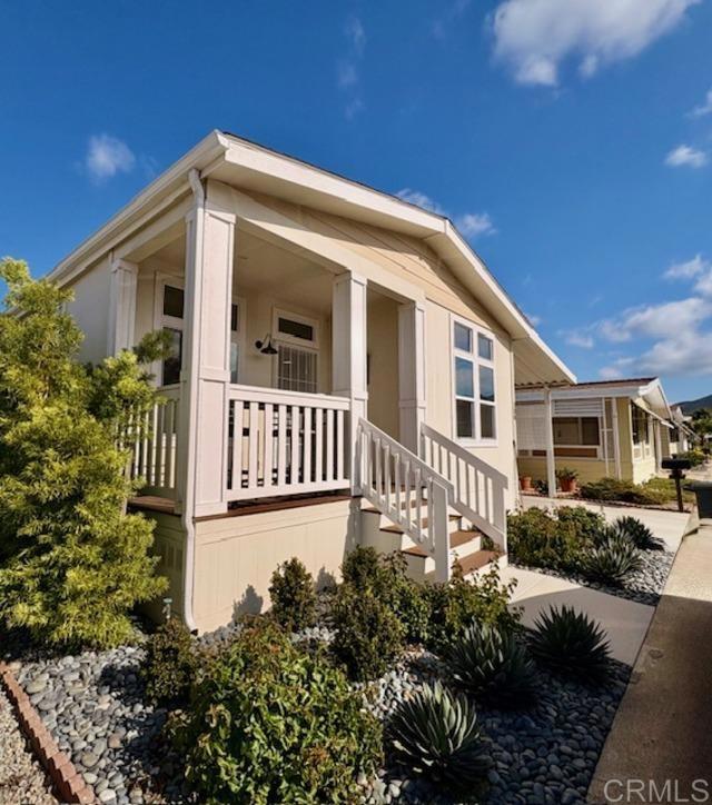 Detail Gallery Image 3 of 13 For 1286 Discovery St #130,  San Marcos,  CA 92078 - 3 Beds | 2 Baths