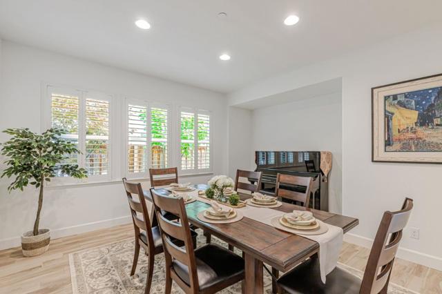 1188 Viognier Way, Gilroy CA: https://media.crmls.org/mediaz/bc9b2fba-1c28-467e-b0e2-8d755cb294e7.jpg