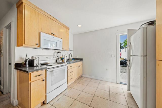 551 Washington Street, Santa Clara CA: https://media.crmls.org/mediaz/bc9daaac-bf0c-46a4-a36d-6f2c180d896d.jpg