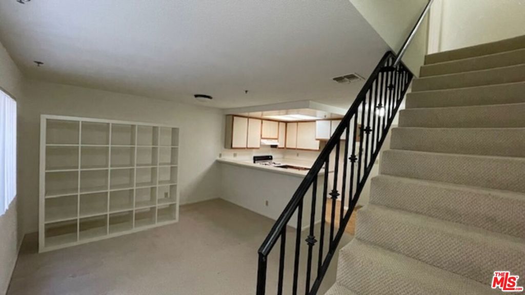 420 S Harvard Boulevard #103