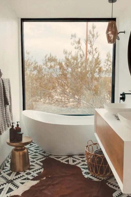 https://media.crmls.org/mediaz/bc9f2f91-2c4e-4070-b449-c31bbd66e3cf.jpg?preset=X-Large