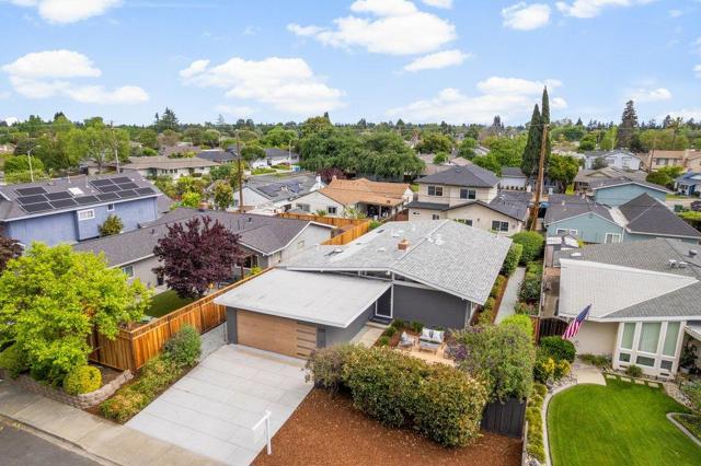 385 Cronin Drive, Santa Clara CA: https://media.crmls.org/mediaz/bc9f74f3-cd45-4ea4-99ab-5bd89d2a2451.jpg